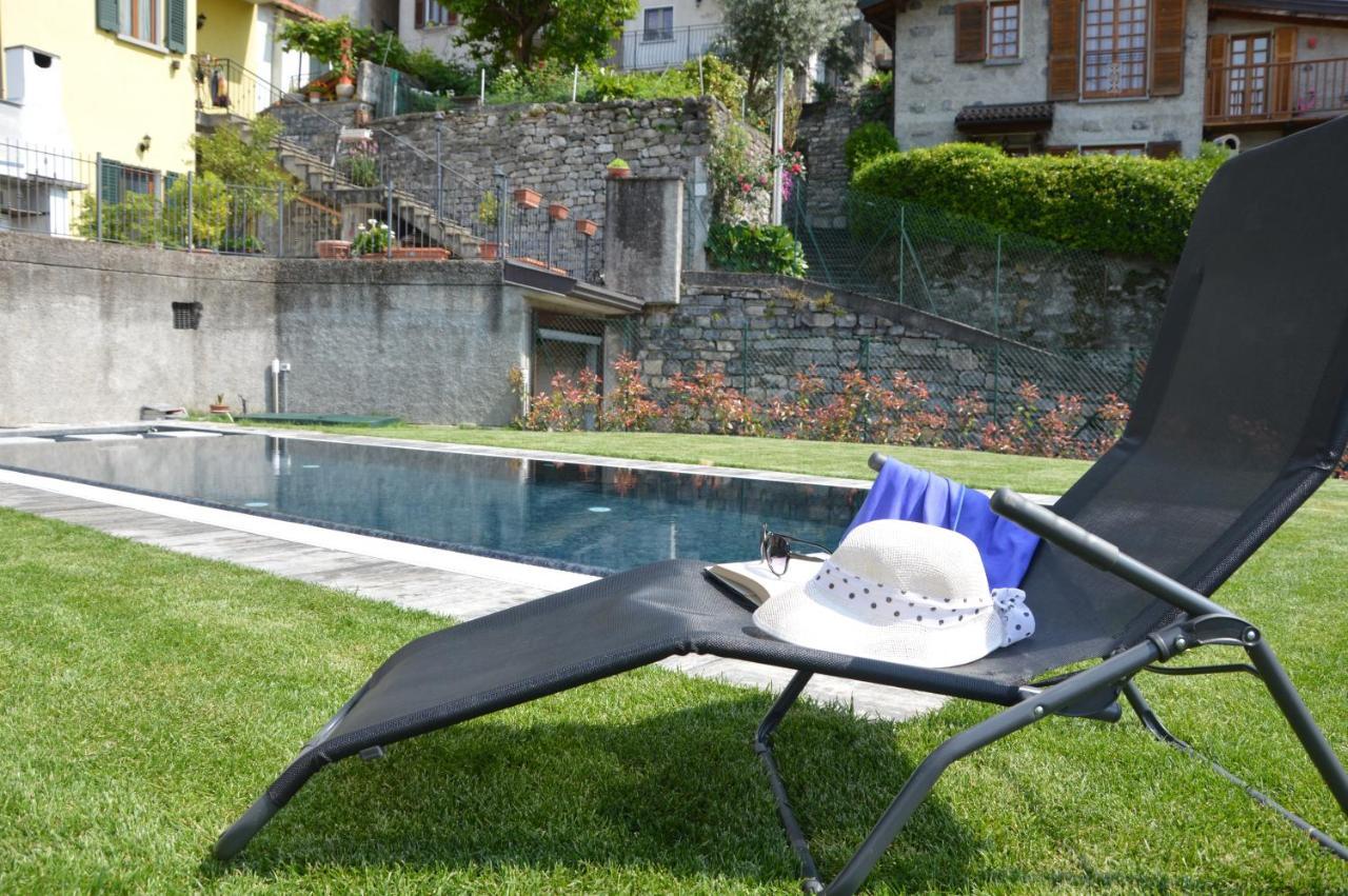 לצנו White Suite - Jacuzzi, Swimming Pool & Lake View מראה חיצוני תמונה